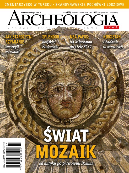 medua pośrodku okładki czasopisma archeologicznego