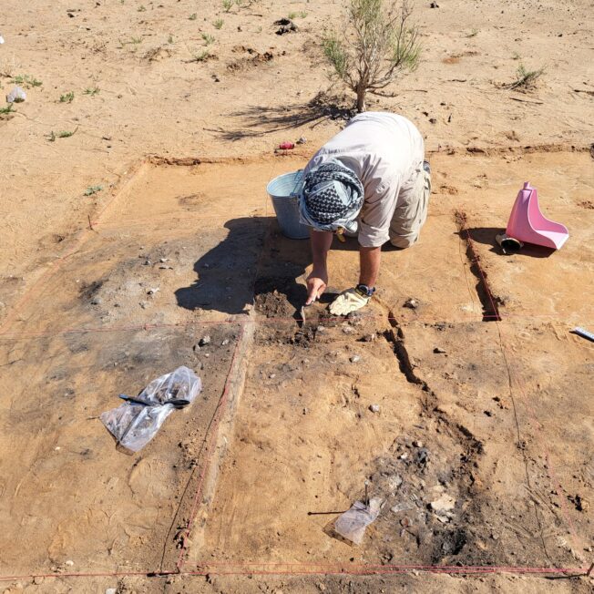 Prace prowadzone są na pograniczu ajmaków Ömnögovĭ i Övörhangaj oraz w przedgórzu Altaju Mongolskiego (źródło: archeo.mongolia.uwr.edu.pl)