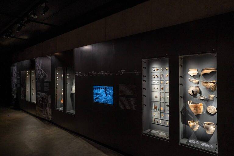 mi-dzymurze-podziemia-wawelu-nowa-sta-a-wystawa-archeologiczna