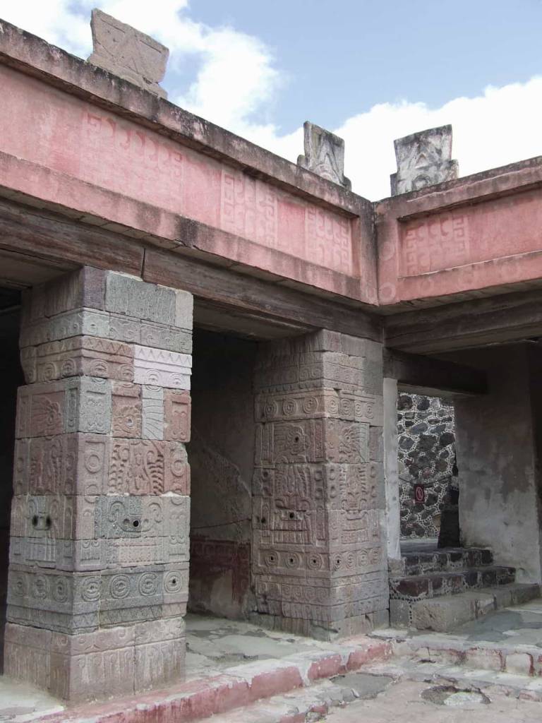 Pałac Quetzalpapalotl w Teotihuacan