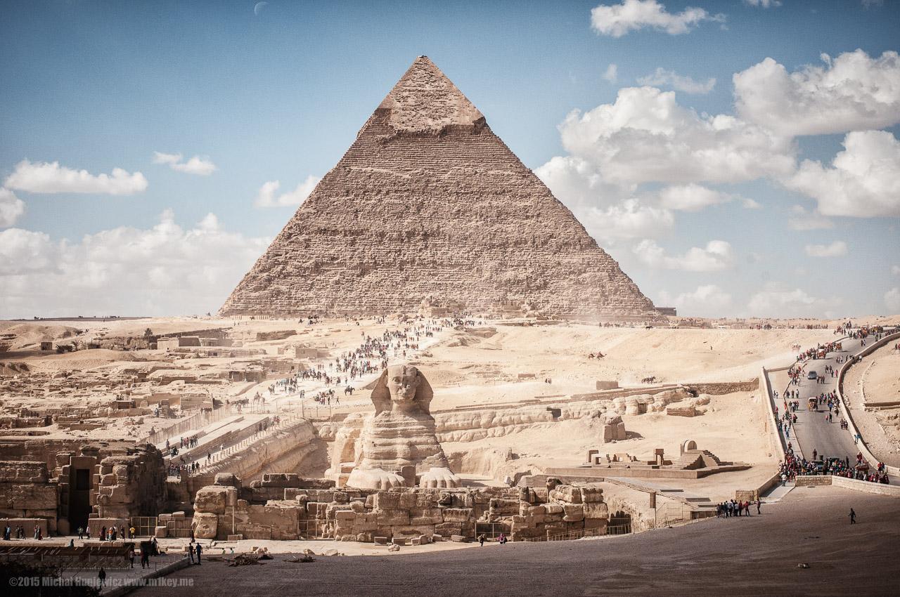 Pyramida Chefrena wraz z Wielkim Sfinksem