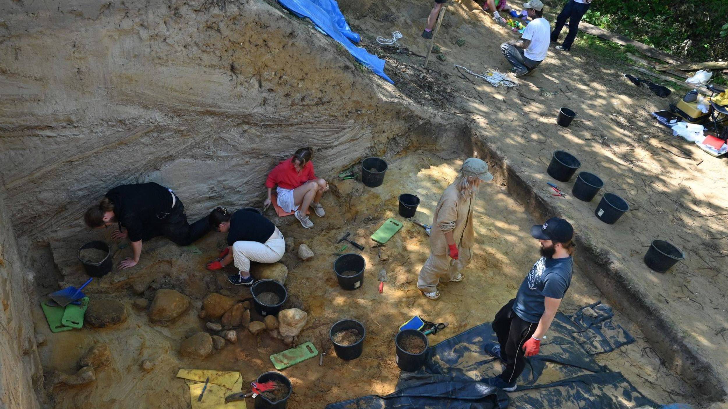 Zwoleń to unikat, bowiem większość znanych w Polsce stanowisk związanych z neandertalczykiem pochodzi z południa kraju